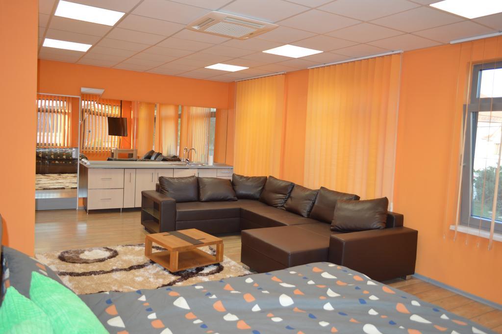 Dakar Experience Apartment Satu Mare Exterior photo
